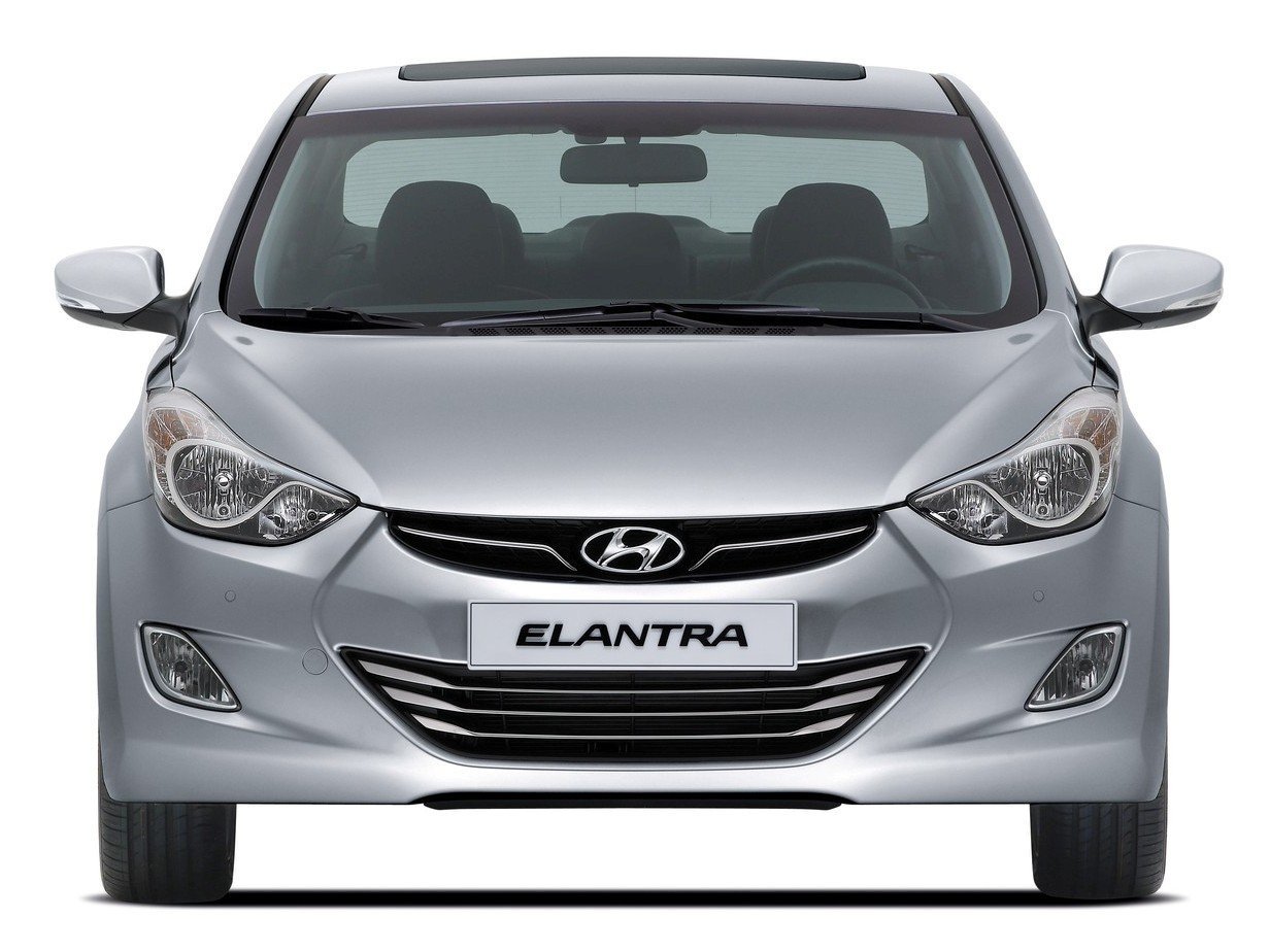 Hyundai Elantra generația V
