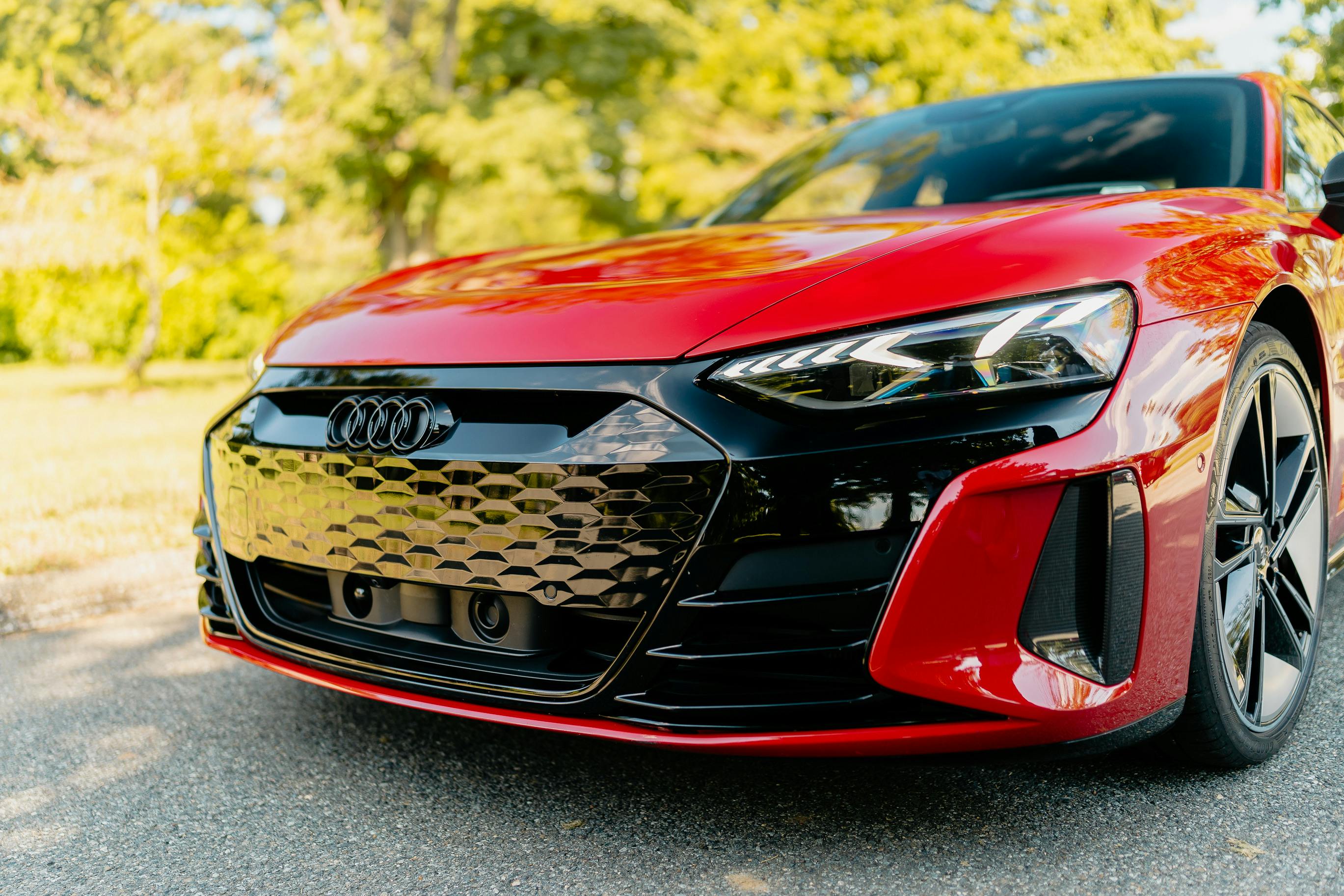 Automobil electric în prim-plan